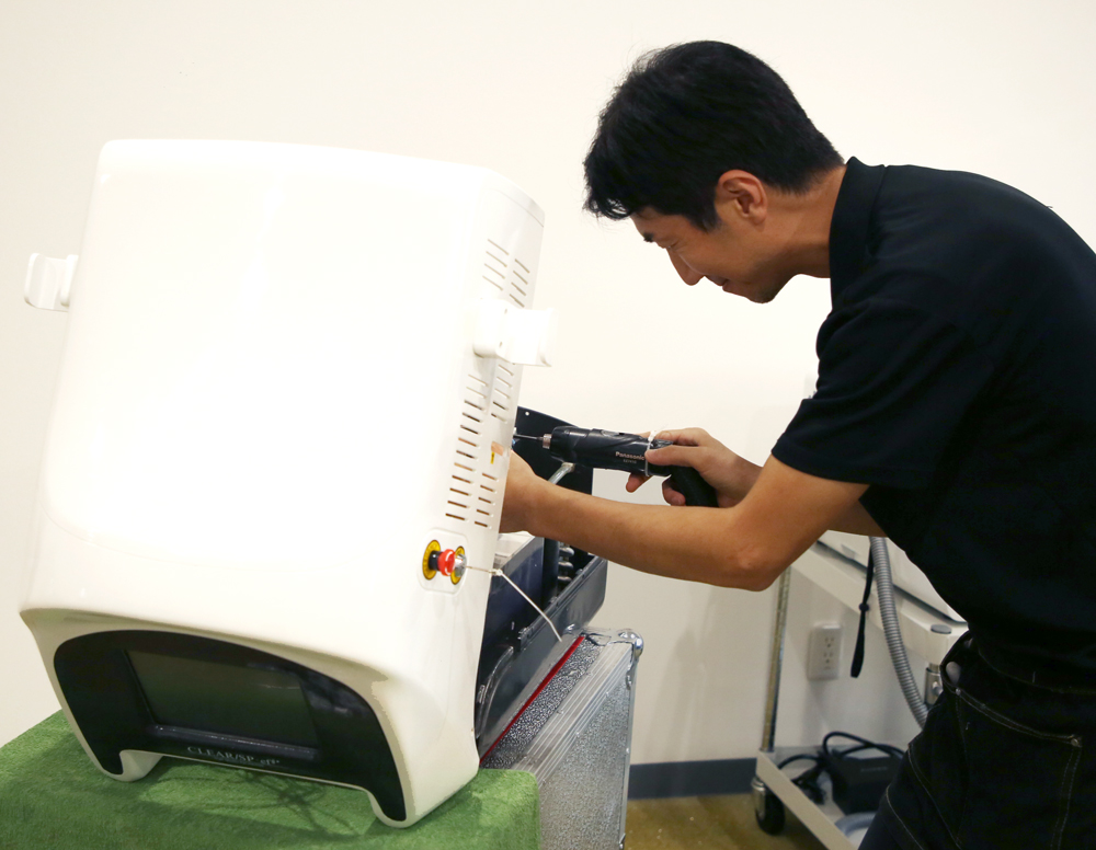 ”定期点検の様子”